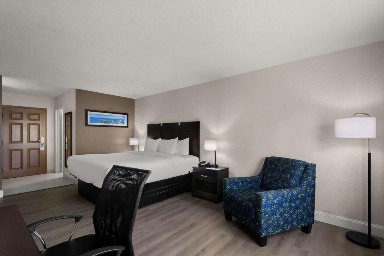 Quality Inn Sarasota I-75 Vamo Εξωτερικό φωτογραφία