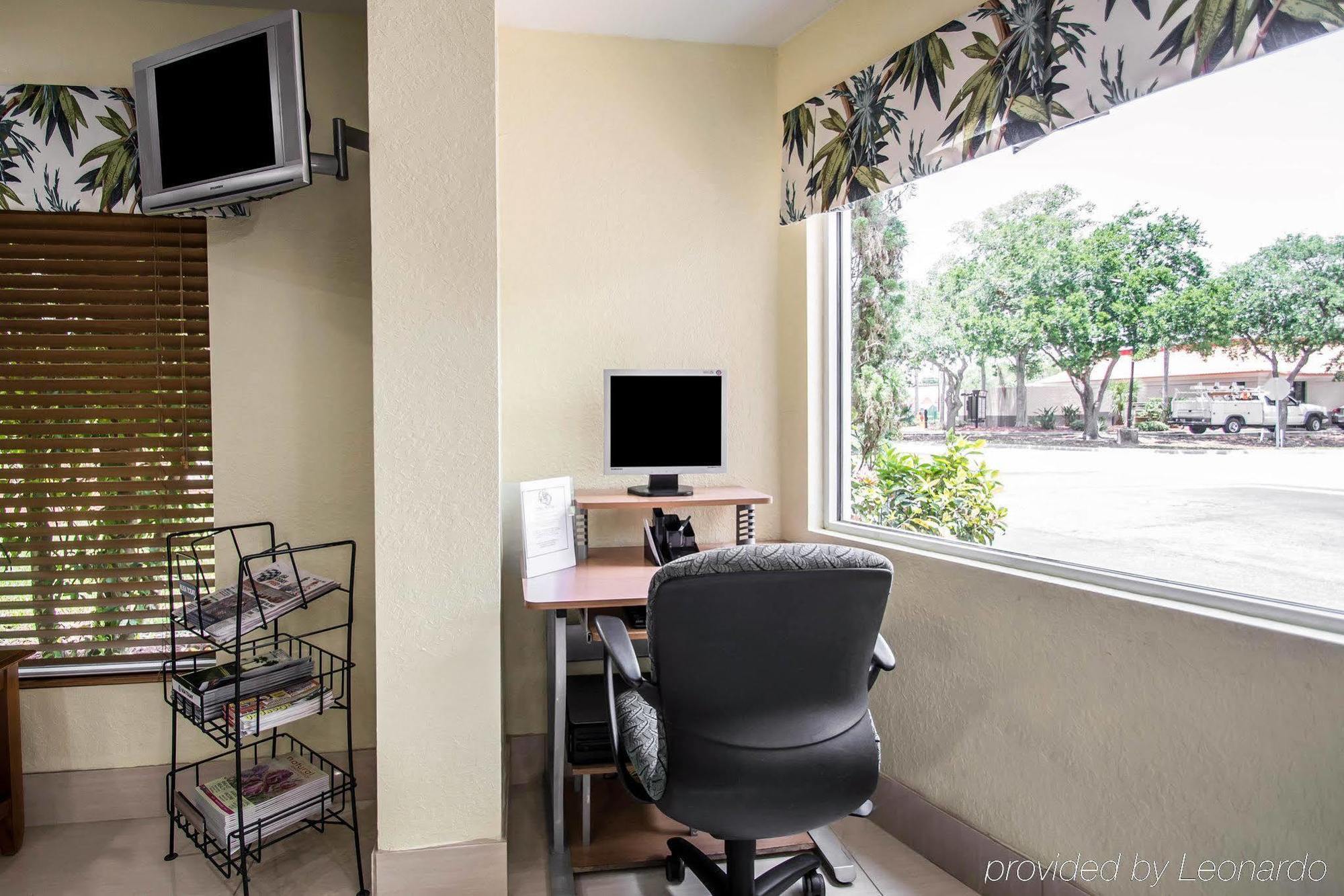 Quality Inn Sarasota I-75 Vamo Εξωτερικό φωτογραφία